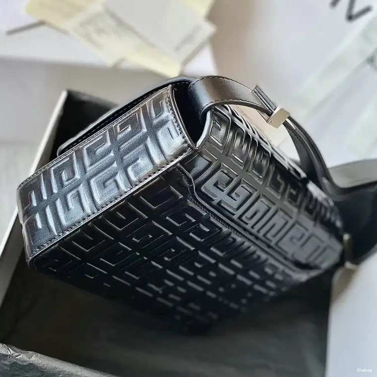 Bag Givenchy 2203RF0038 0813